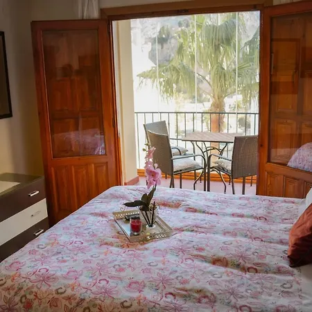 El Tossal Casa de Campo *